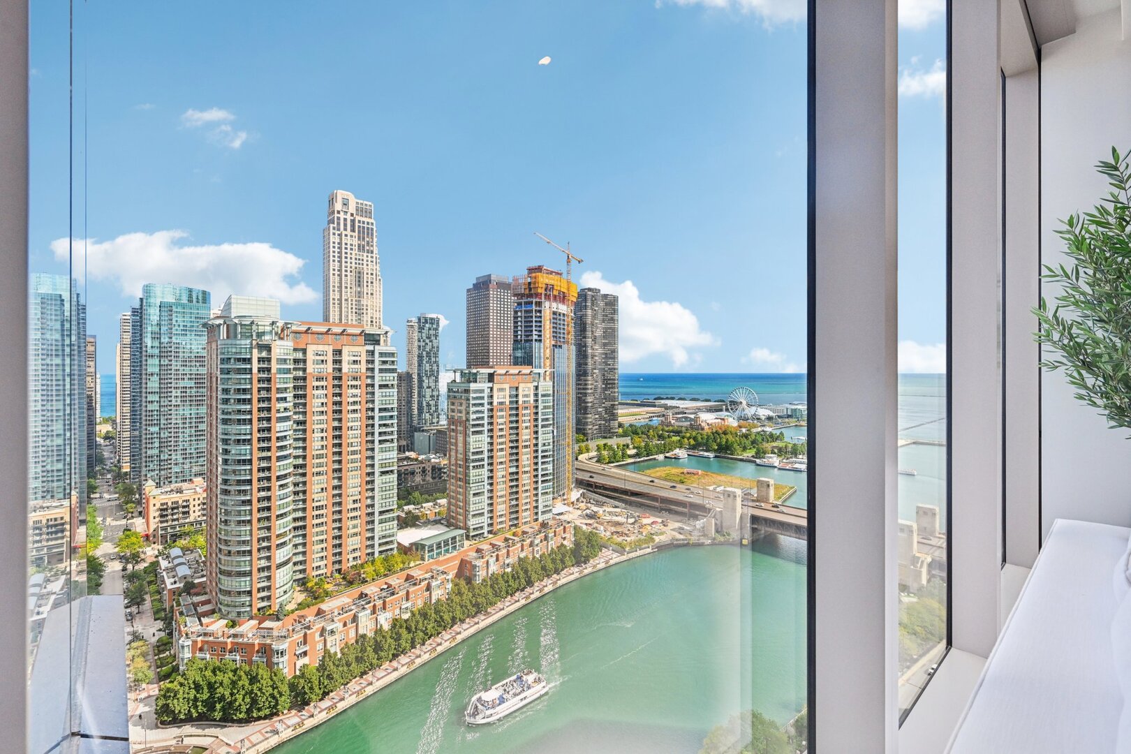 363 E Wacker Drive 2204 Property Photo 15