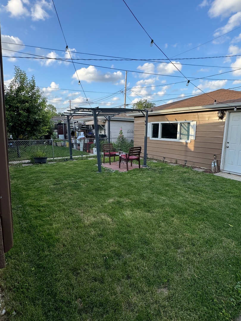 5137 S Lorel Avenue Property Photo 32