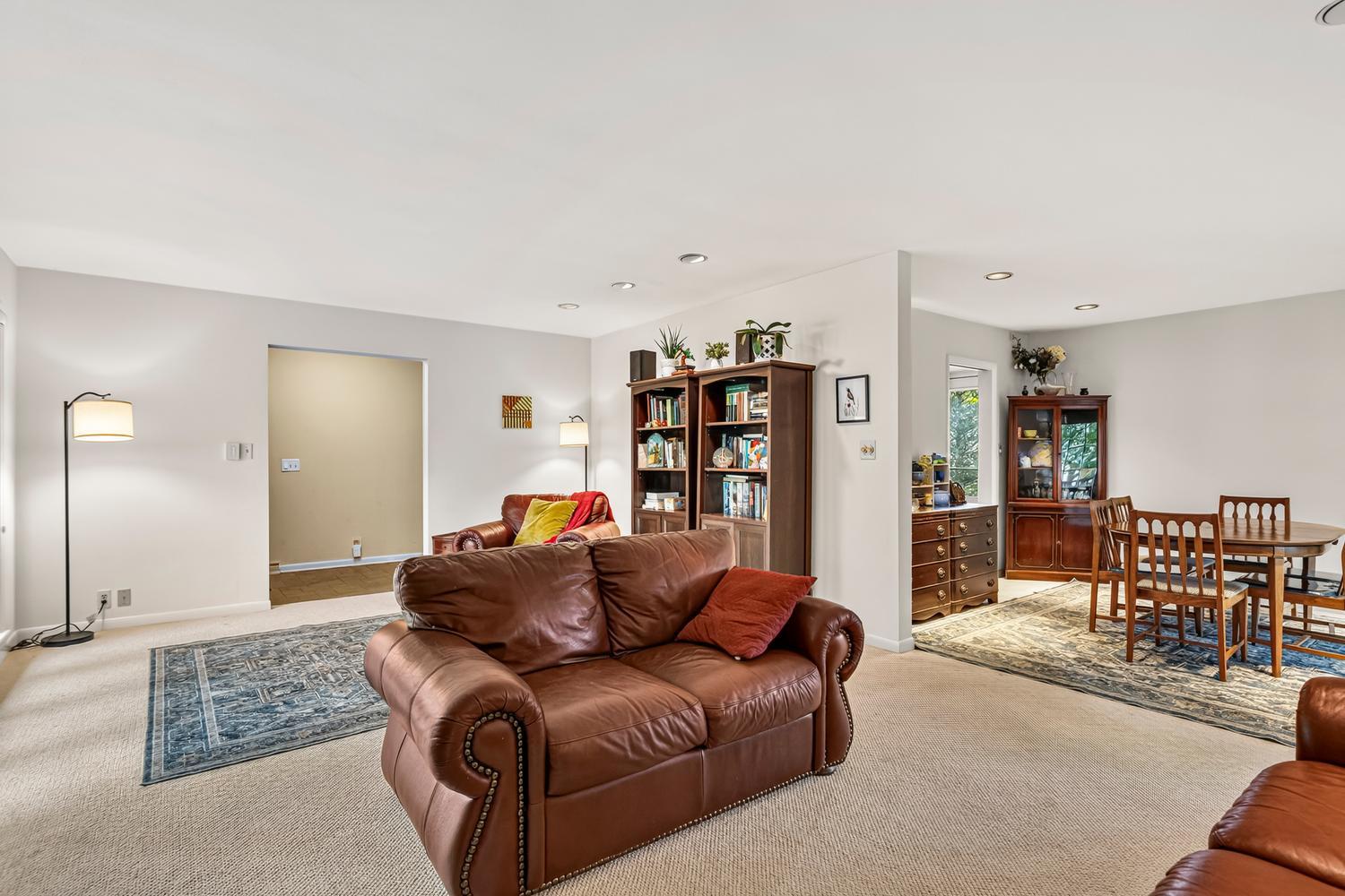 3 Regent Court Property Photo 16