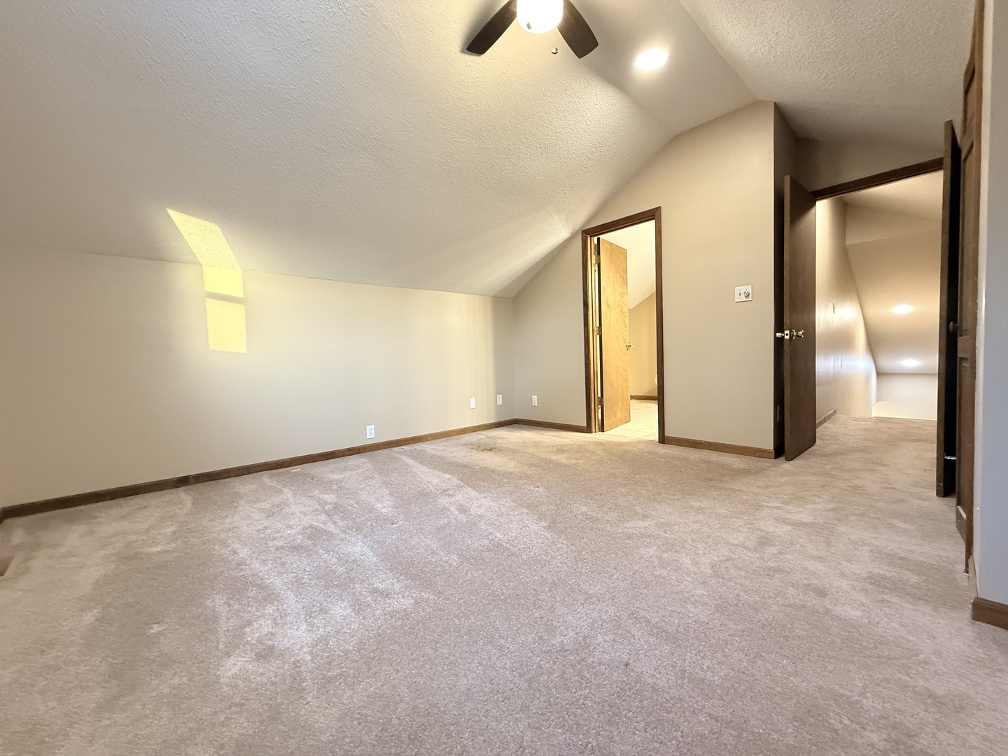 1406 N Glendale Street Property Photo 31