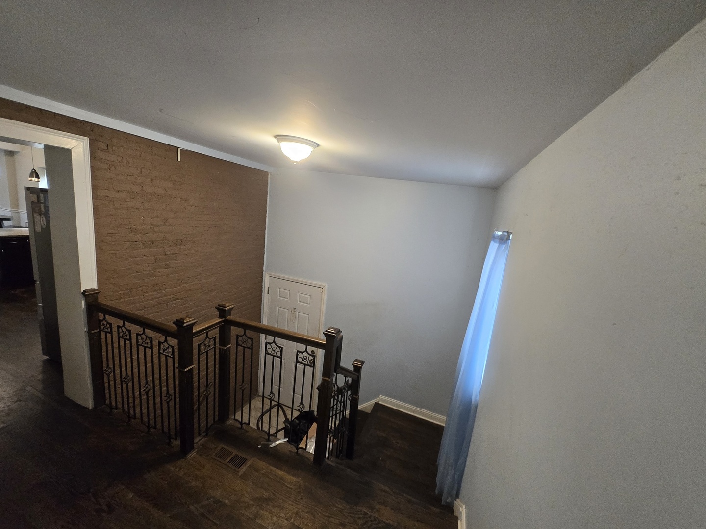 316 S 10th Avenue Property Photo 9