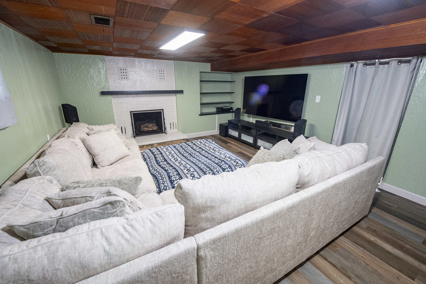 2500 Westover Avenue Property Photo 14