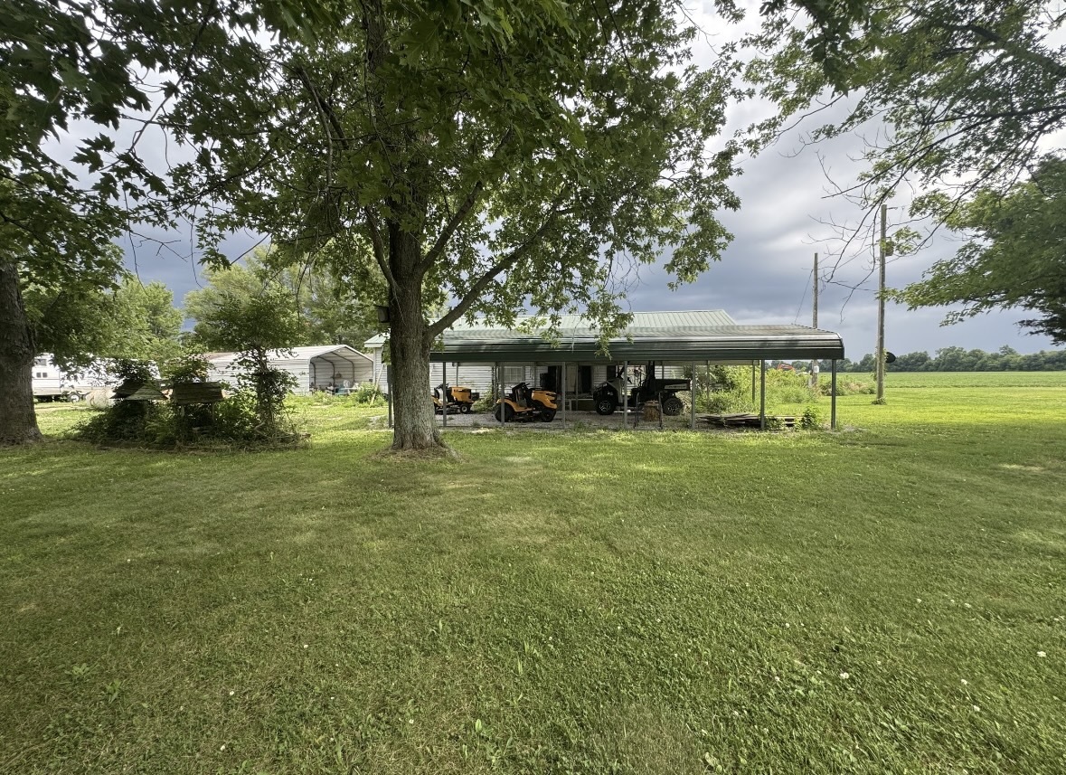 742 Osage Lane Property Photo 3