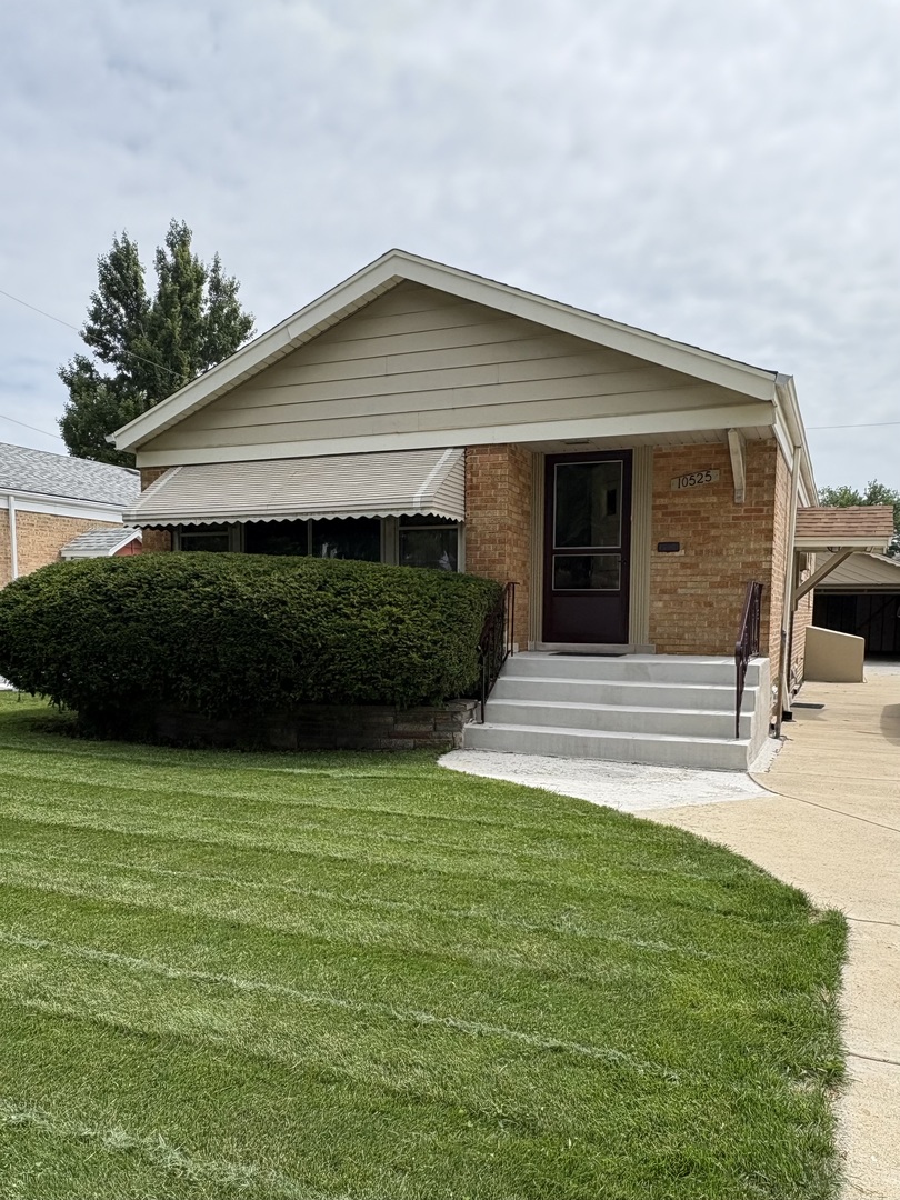 10525 S Millard Avenue Property Photo 1
