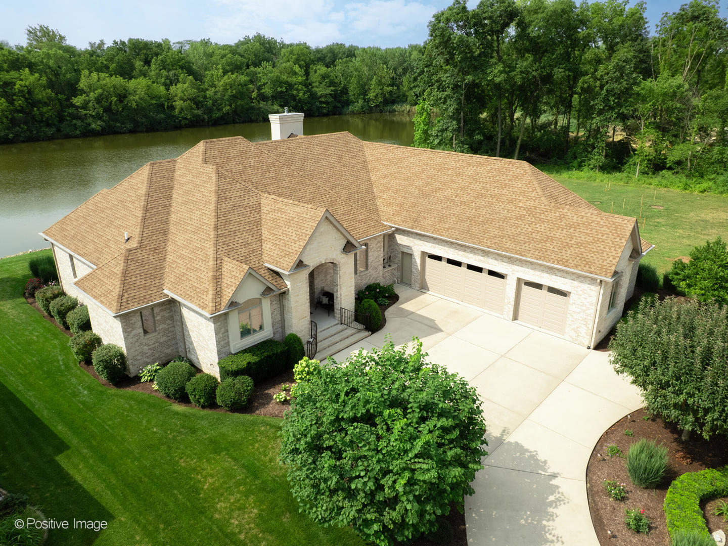 335 Edgewater Drive Property Photo 1