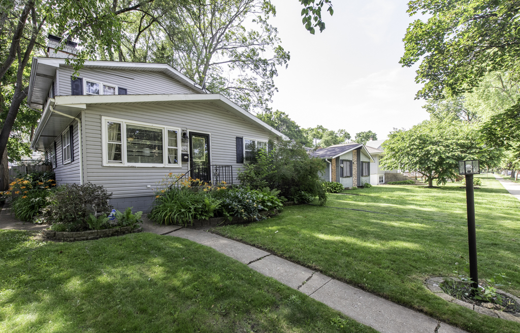 2408 Elim Avenue Property Photo 2