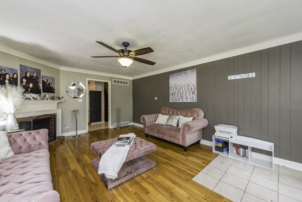 2408 Elim Avenue Property Photo 4