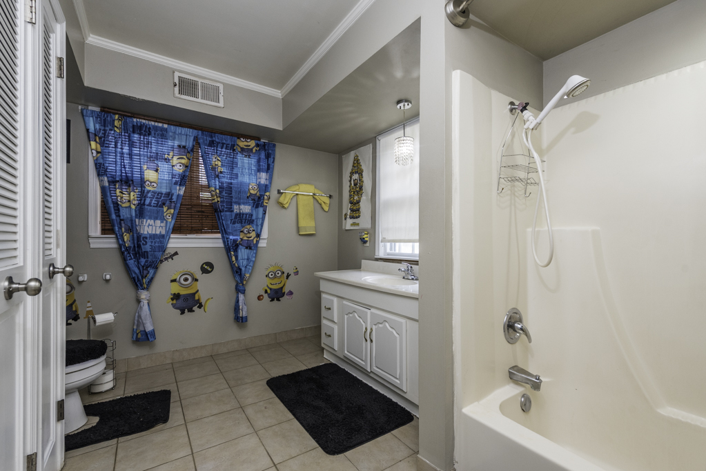 2408 Elim Avenue Property Photo 20