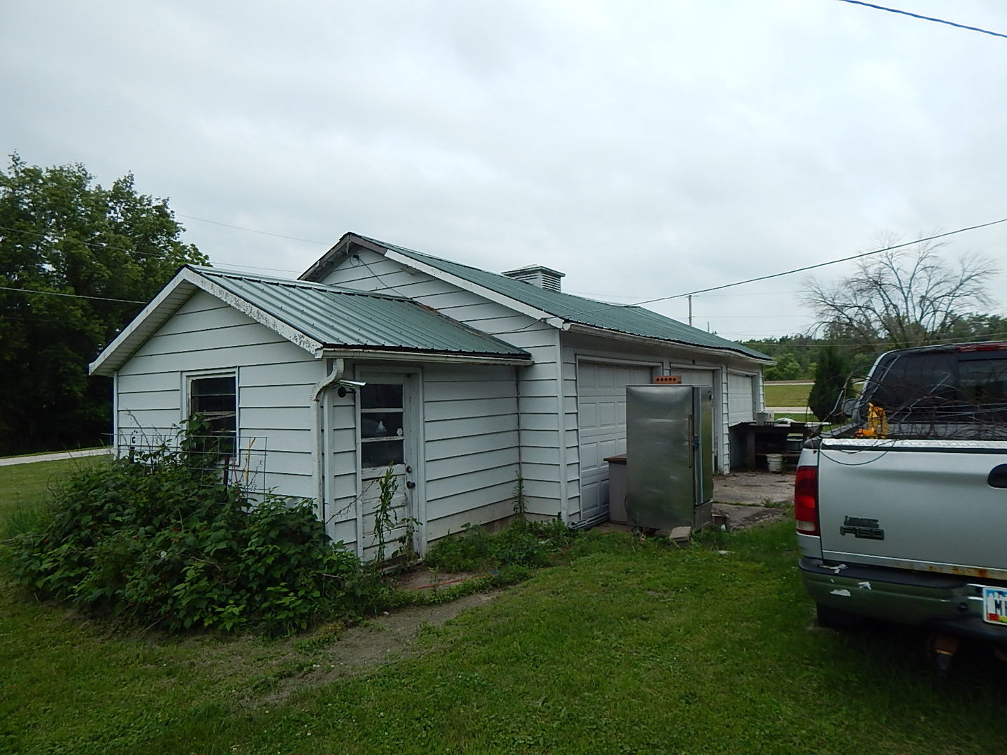 42 10th Street Property Photo 5