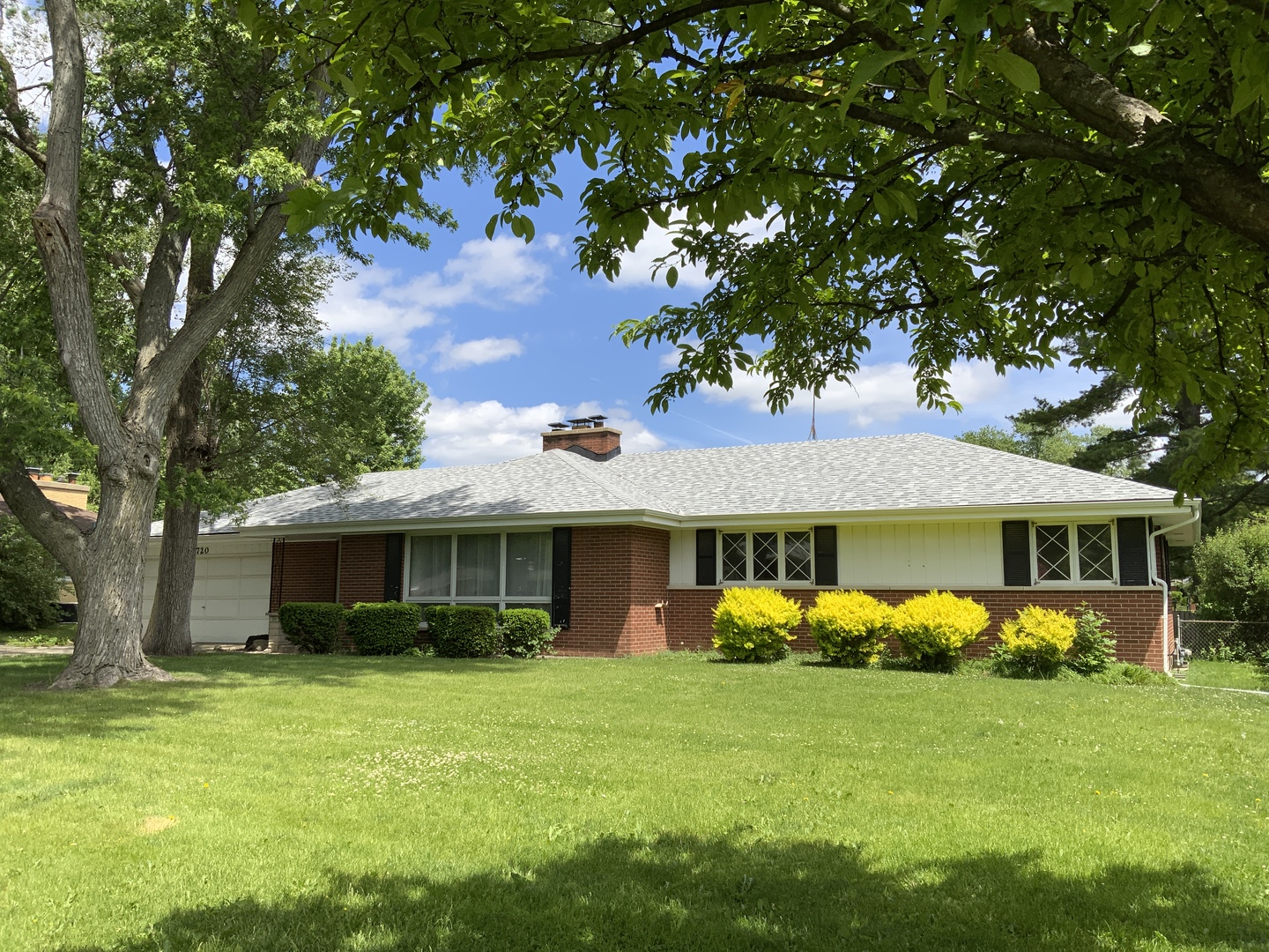720 Mcclaran Avenue Property Photo 1
