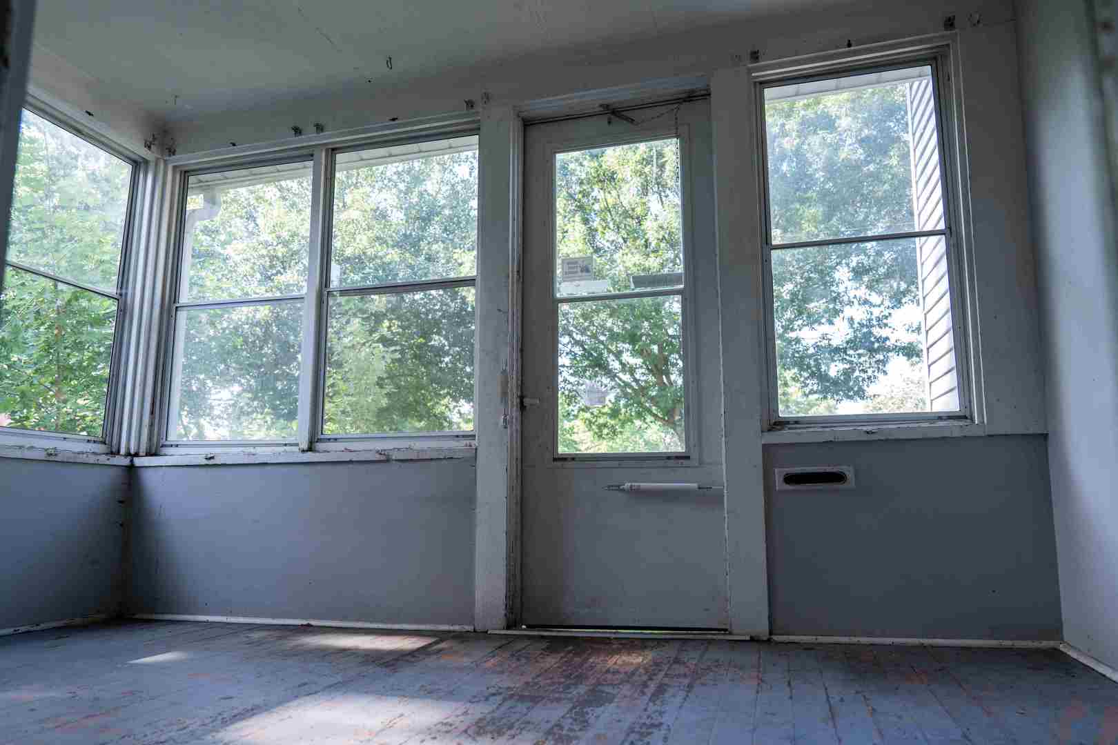 1432 W 6th Street Property Photo 2