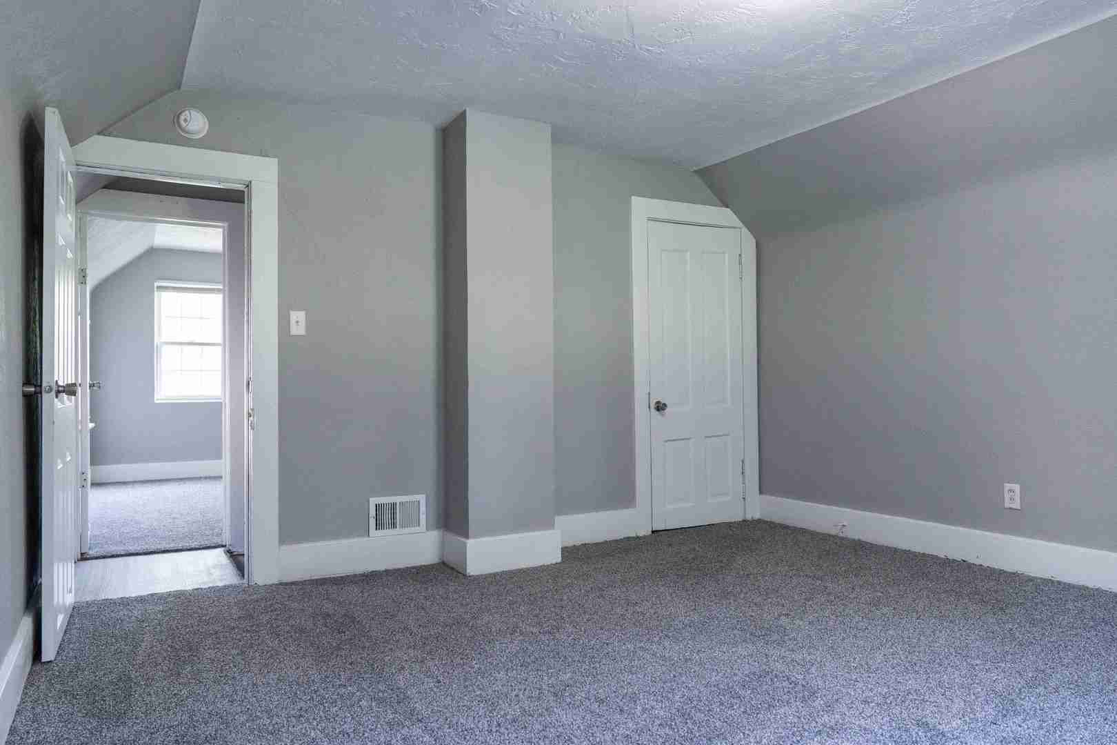 1432 W 6th Street Property Photo 13