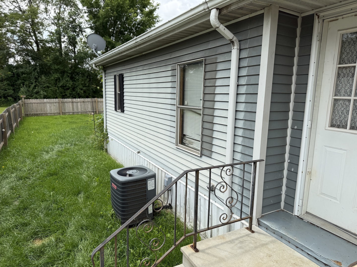 609 Tanglewood Road Property Photo 5