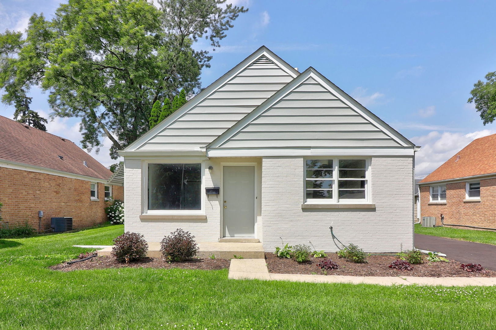 112 S Iowa Avenue Property Photo 1