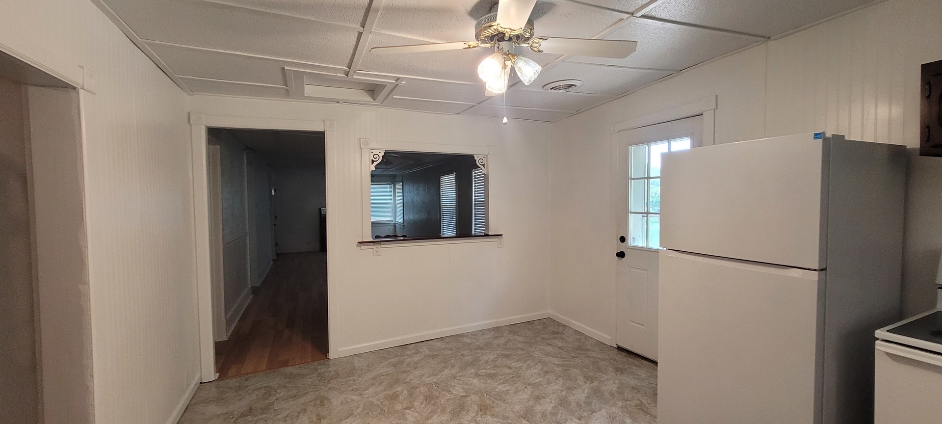 211 S 11th Street Property Photo 3