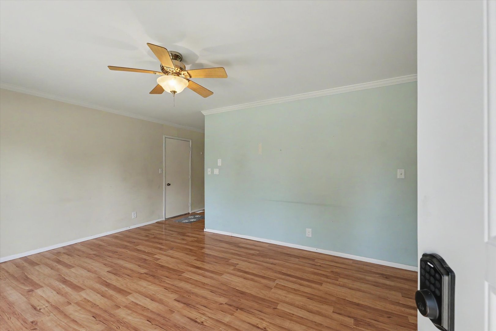406 Northgate Drive Property Photo 5
