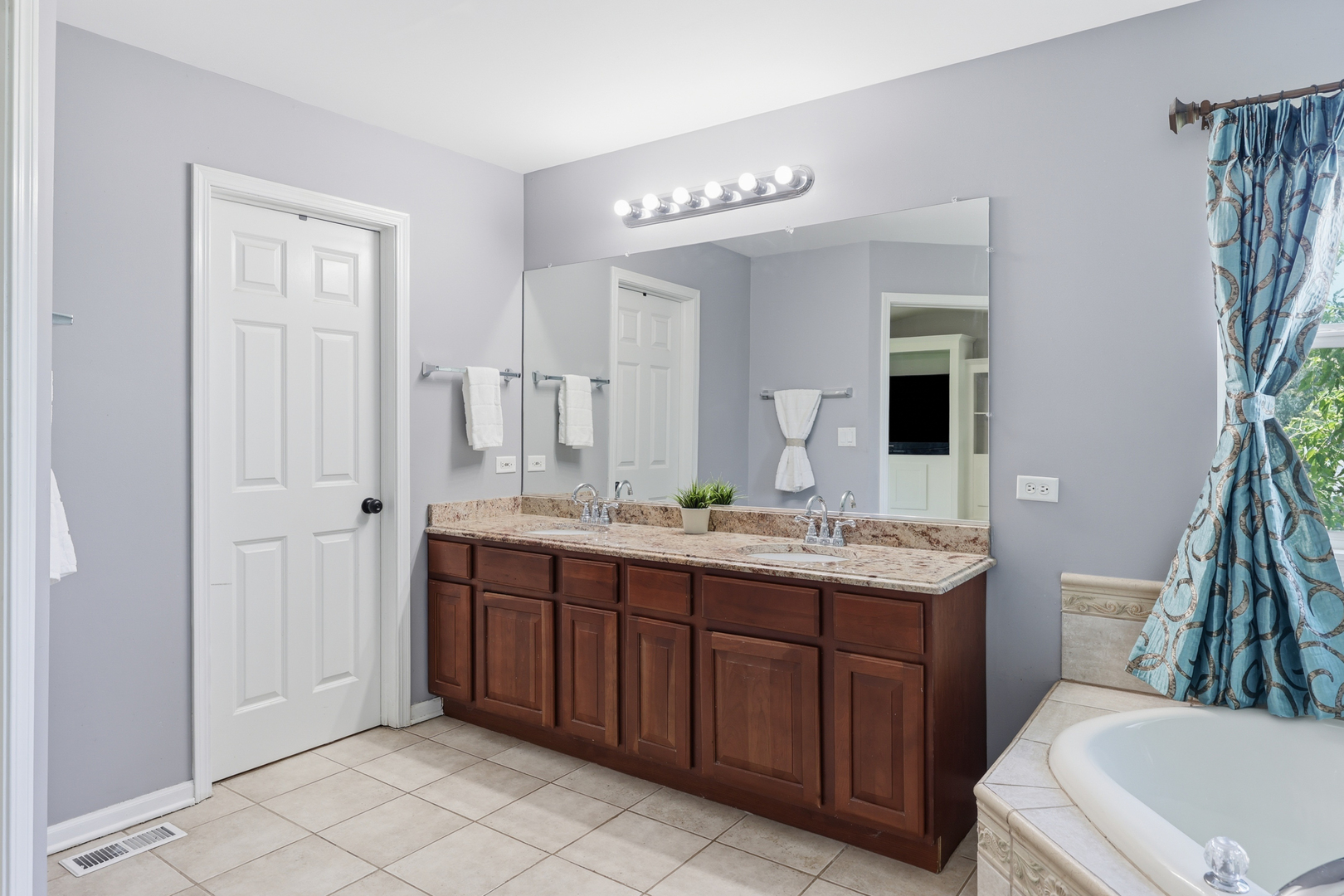 518 Wildflower Way Property Photo 30