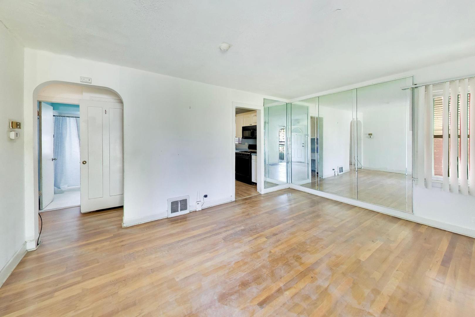 423 Frederick Avenue Property Photo 3