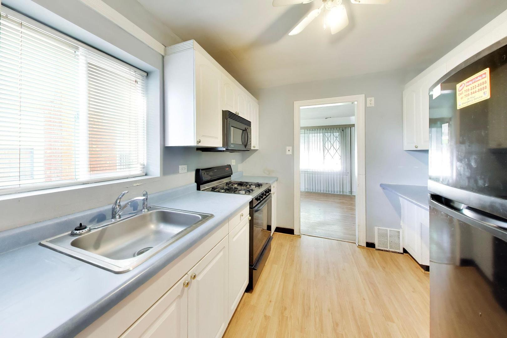 423 Frederick Avenue Property Photo 6