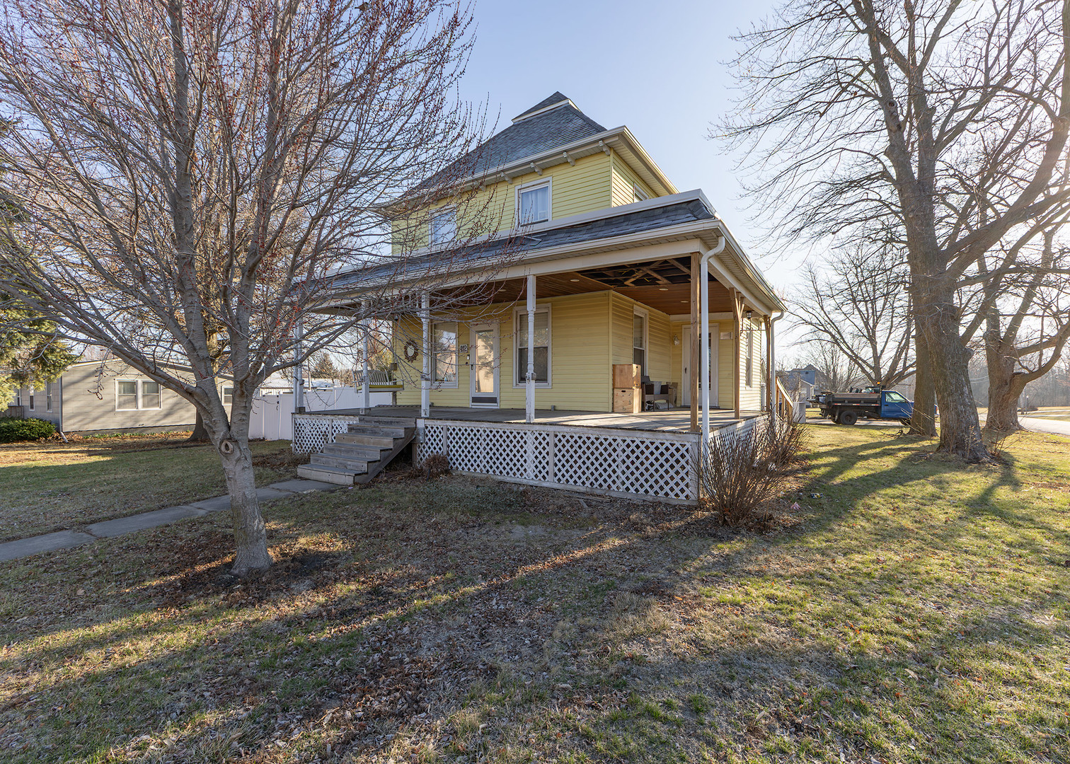 112 S State Street Property Photo 1