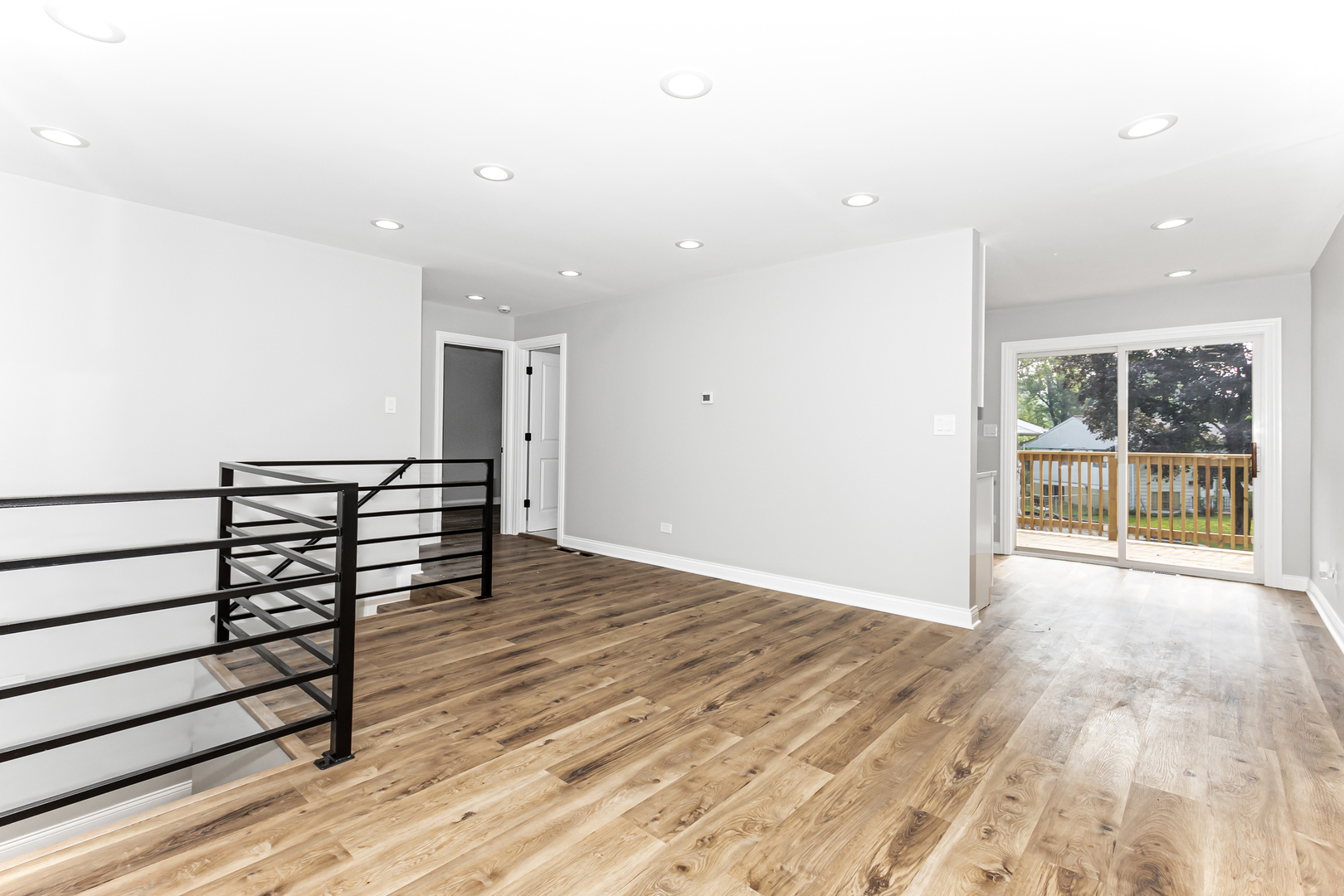 3525 John Street Property Photo 4