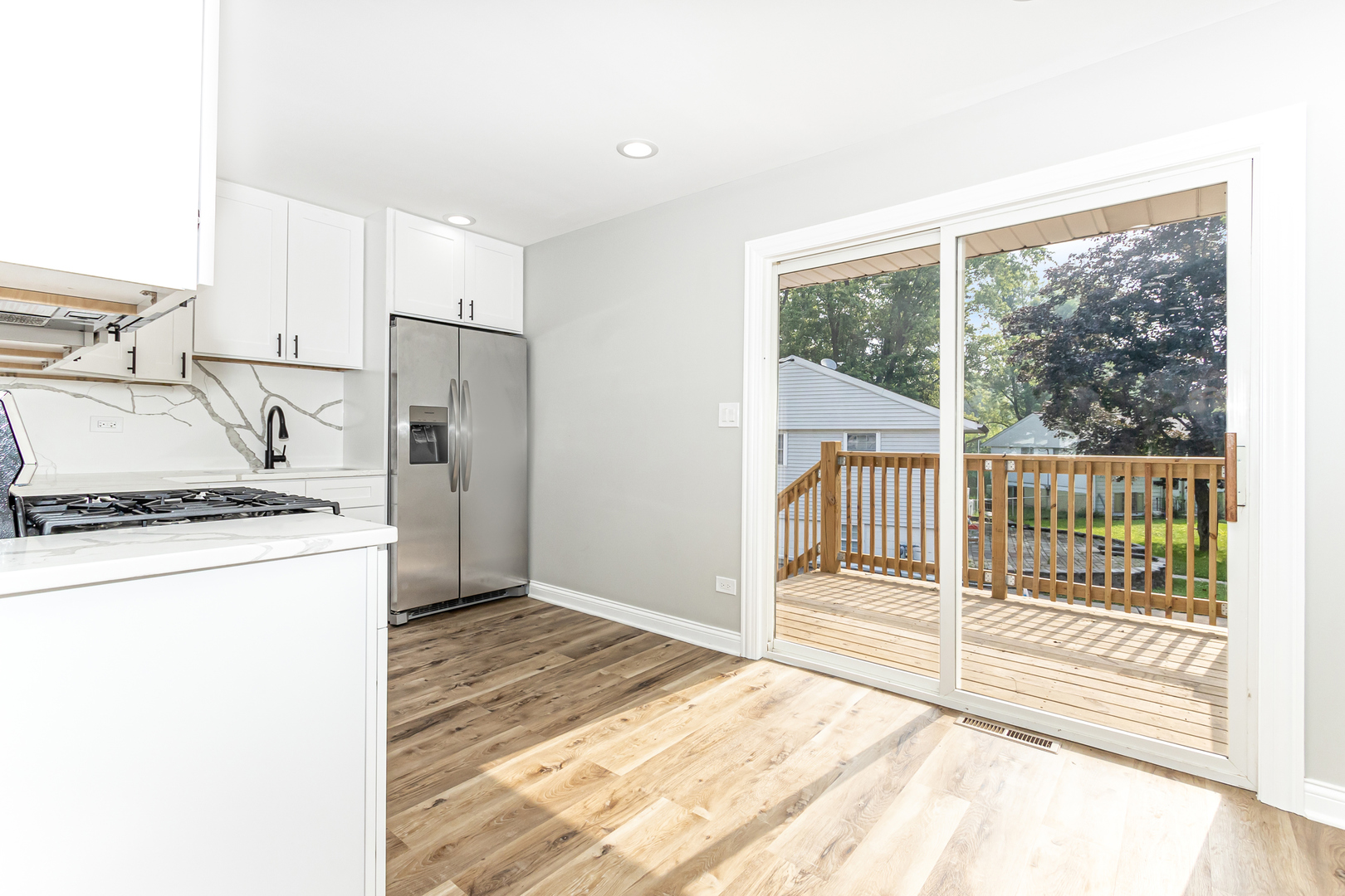3525 John Street Property Photo 5