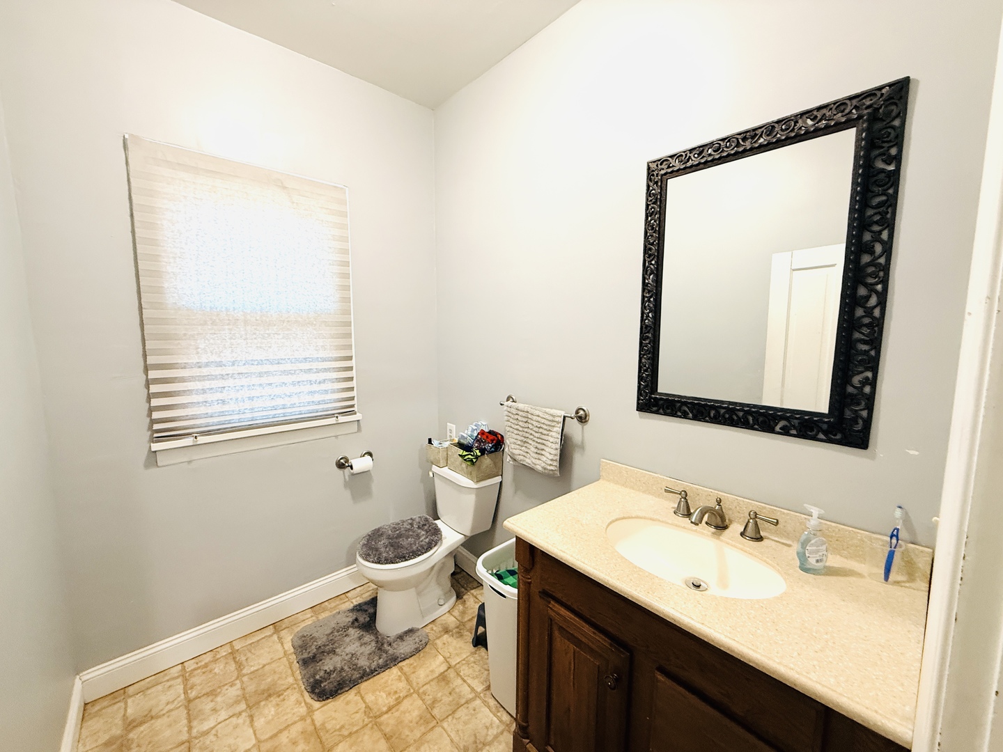 411 W Washington Street Property Photo 15