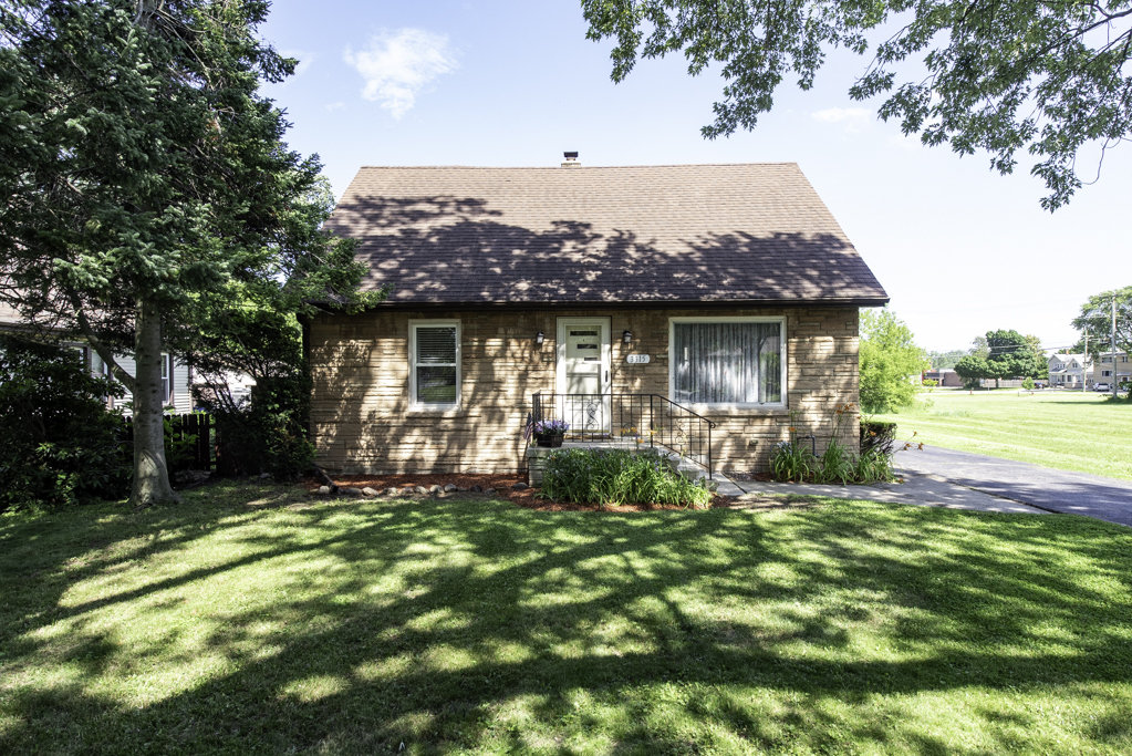 3315 Emmaus Avenue Property Photo 1