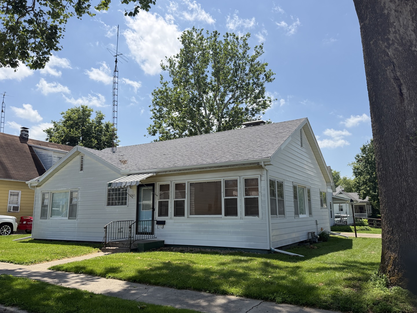 202 S William Street Property Photo 1