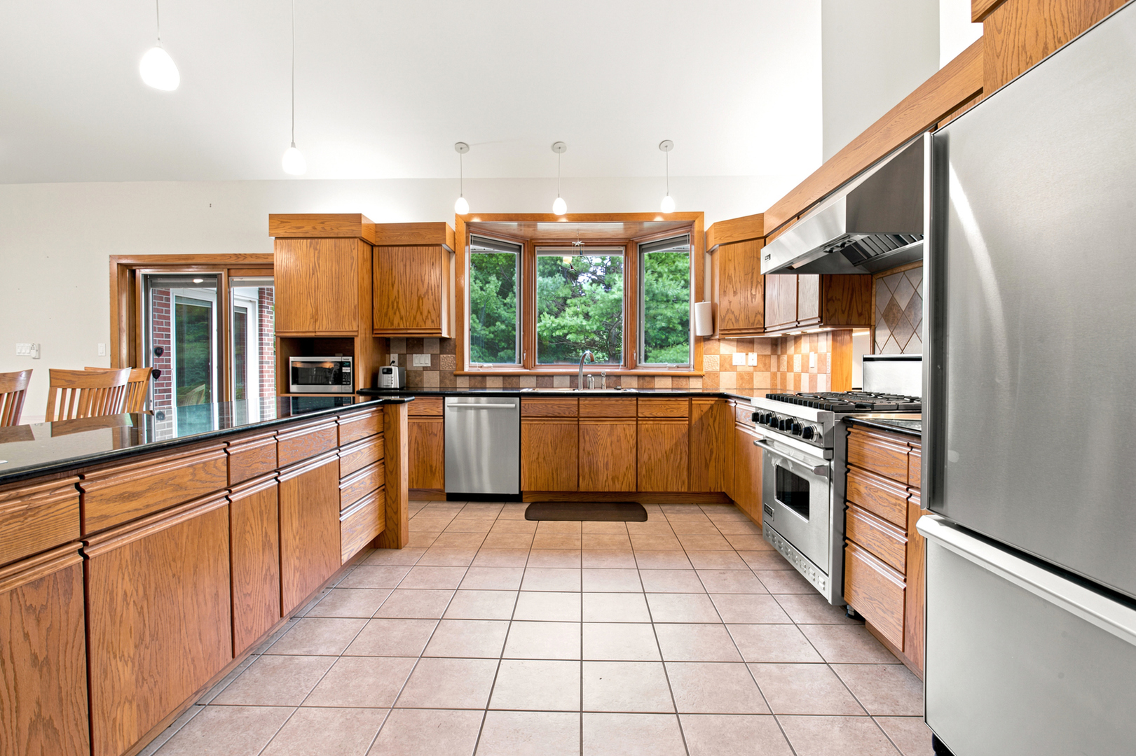 2110 Meadowlark Court Property Photo 15