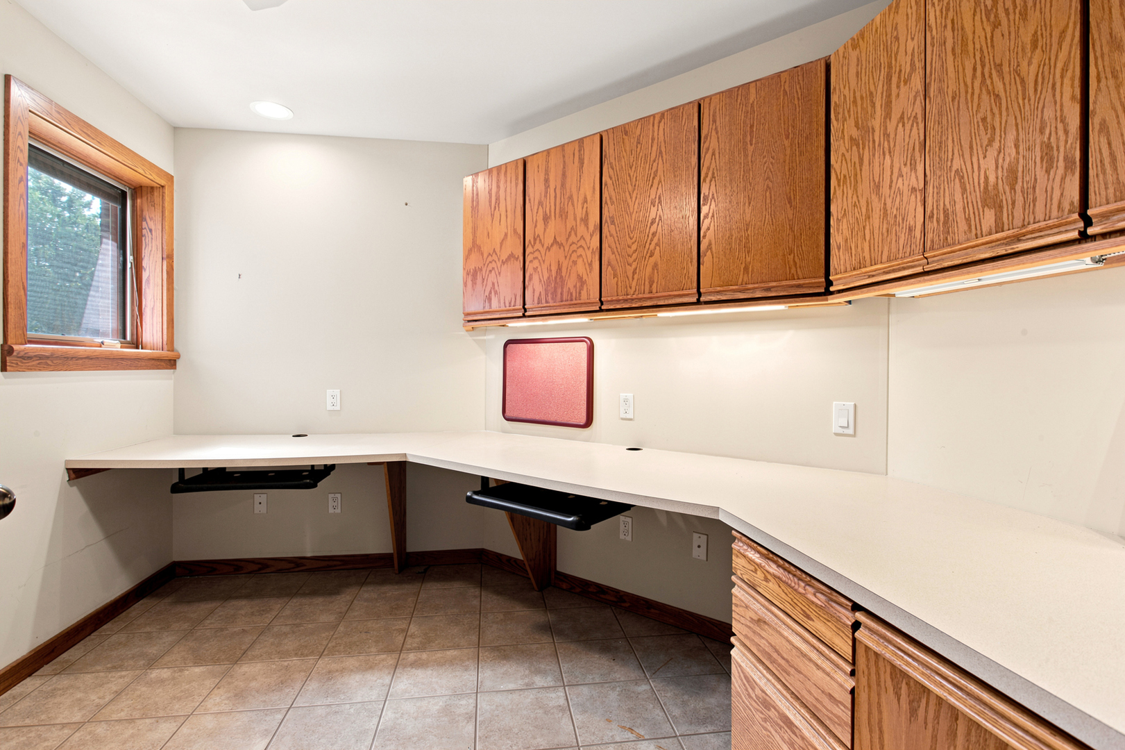 2110 Meadowlark Court Property Photo 25