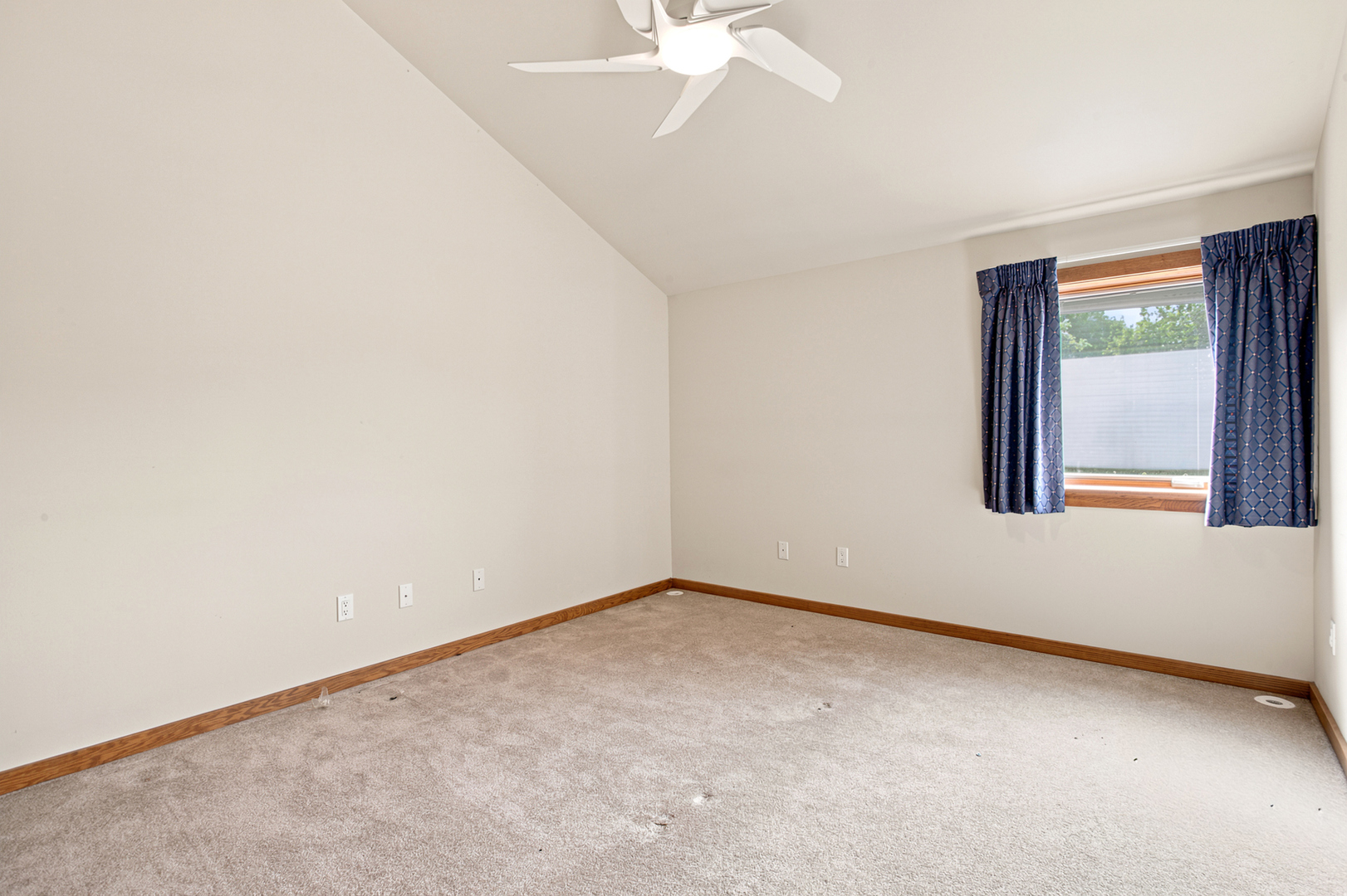 2110 Meadowlark Court Property Photo 43
