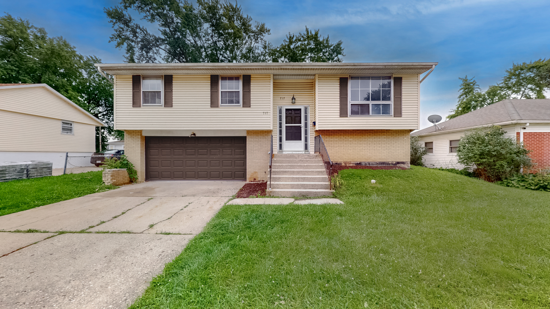 717 Union Avenue Property Photo 1