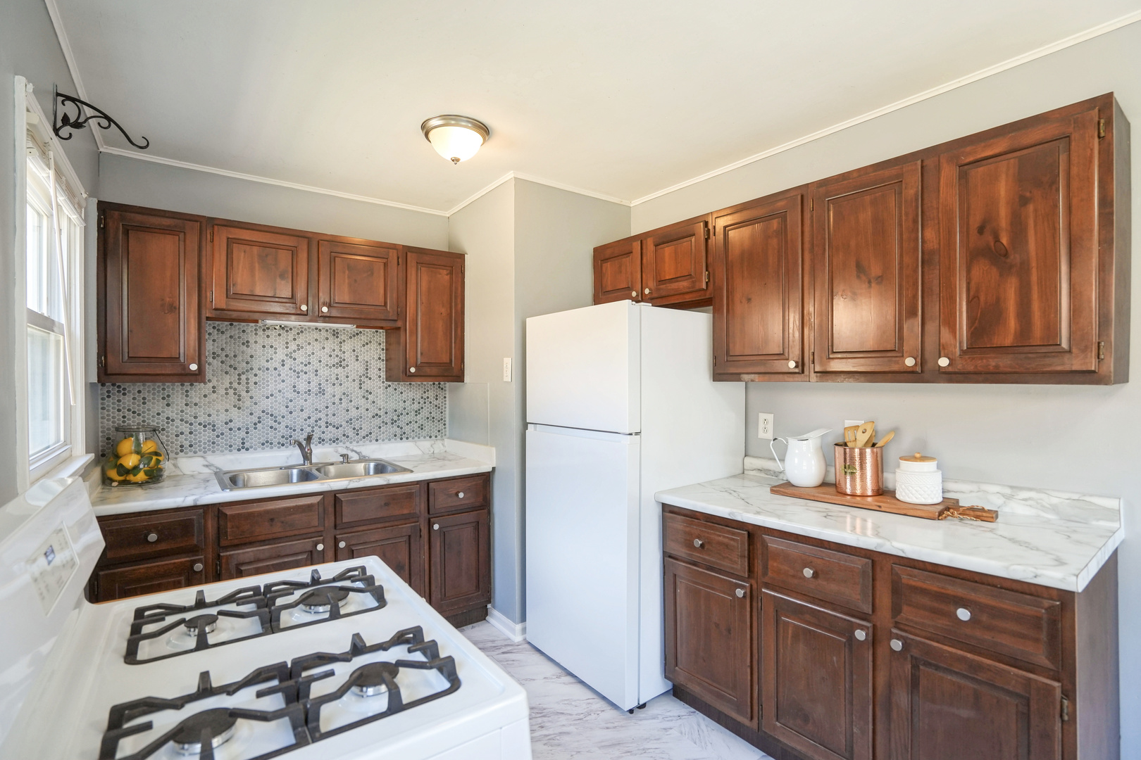 1128 28th Street Property Photo 7