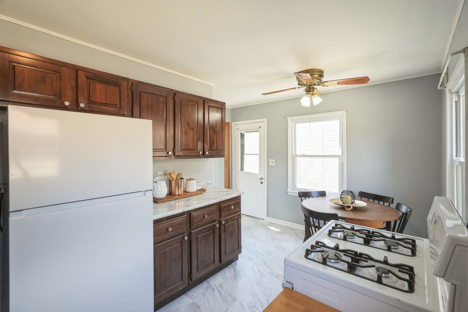 1128 28th Street Property Photo 8
