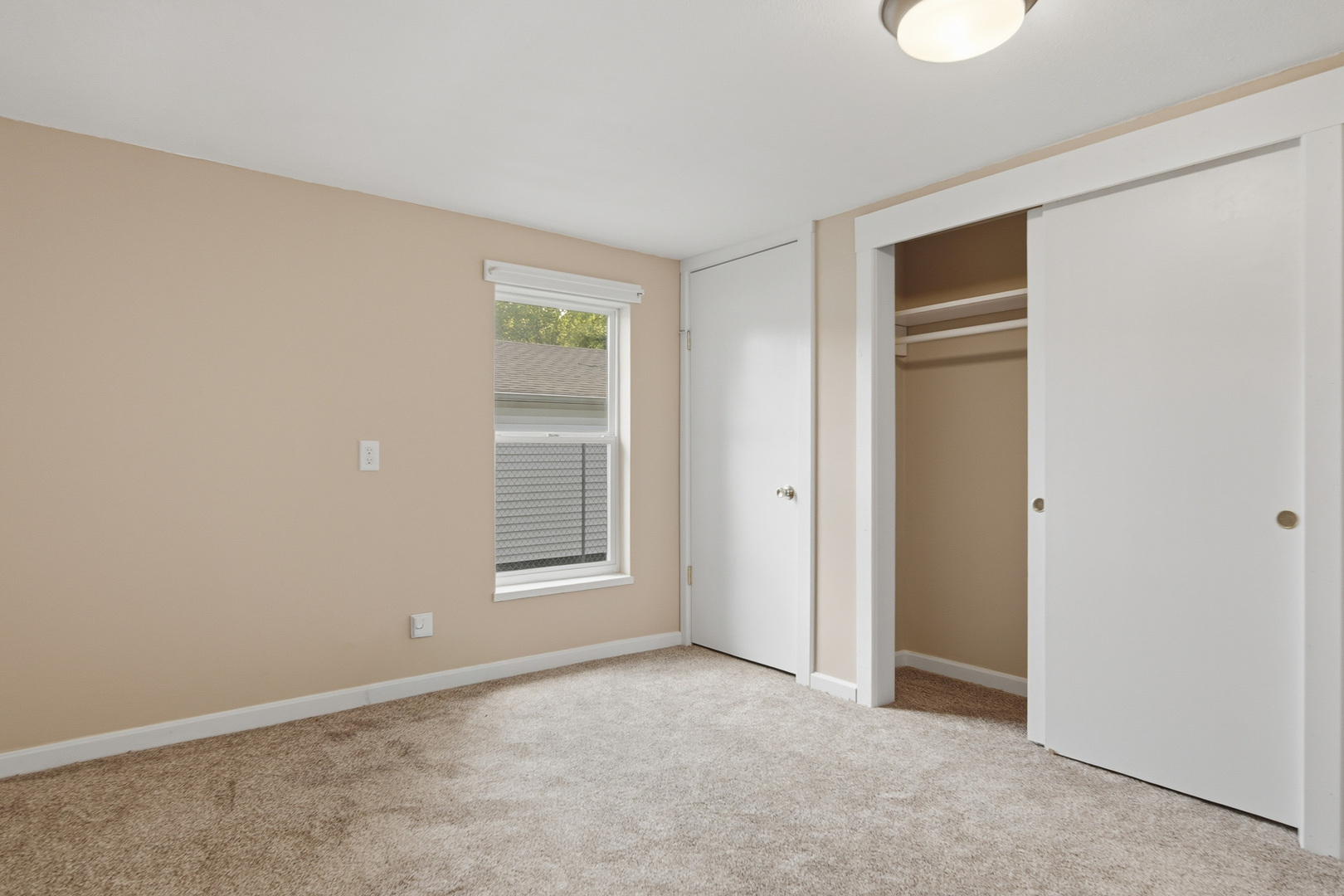 919 Sheridan Avenue Property Photo 11