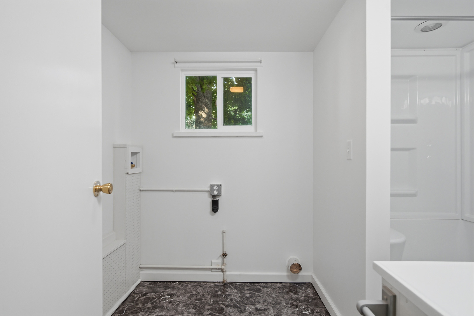 919 Sheridan Avenue Property Photo 15