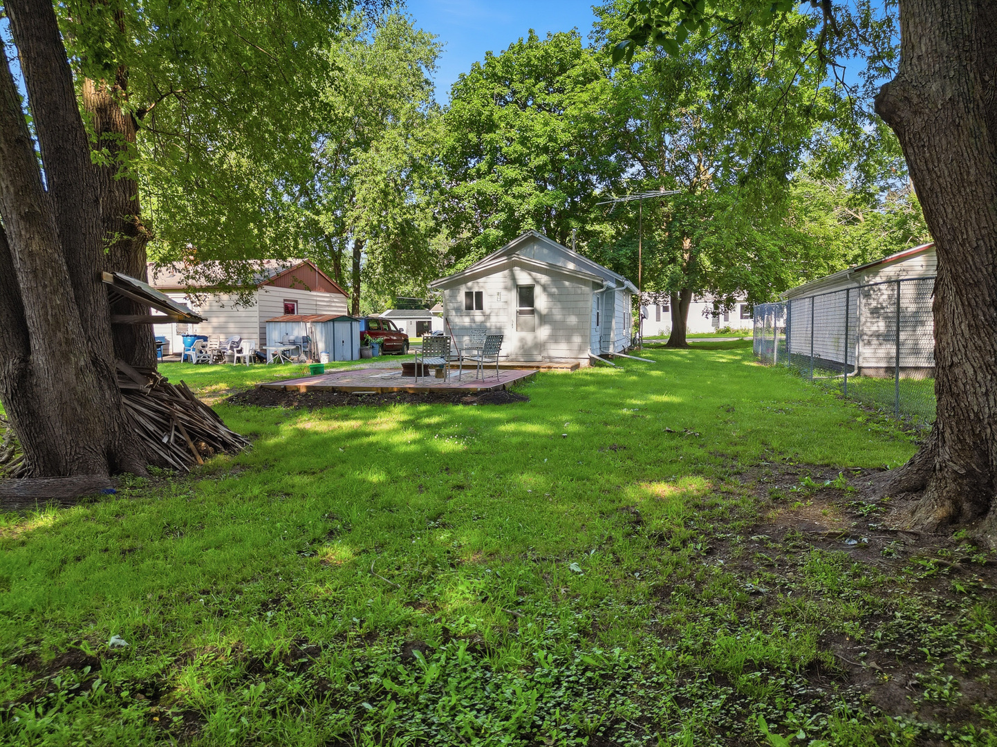 919 Sheridan Avenue Property Photo 20