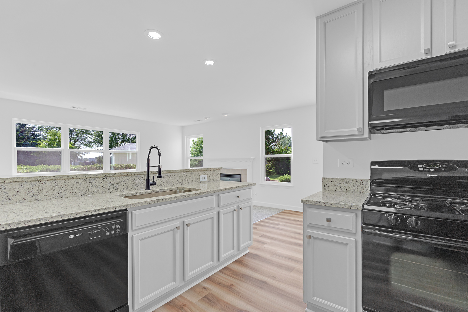 260 Wedgewood Circle Property Photo 4