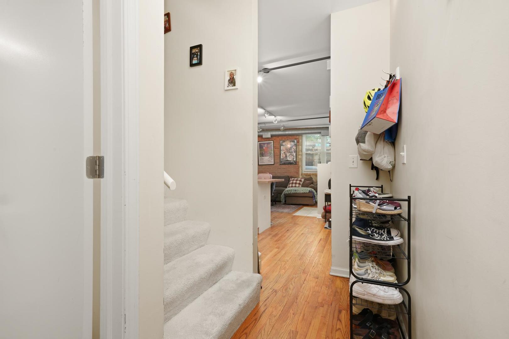 1834 Ridge Avenue 102 Property Photo 3