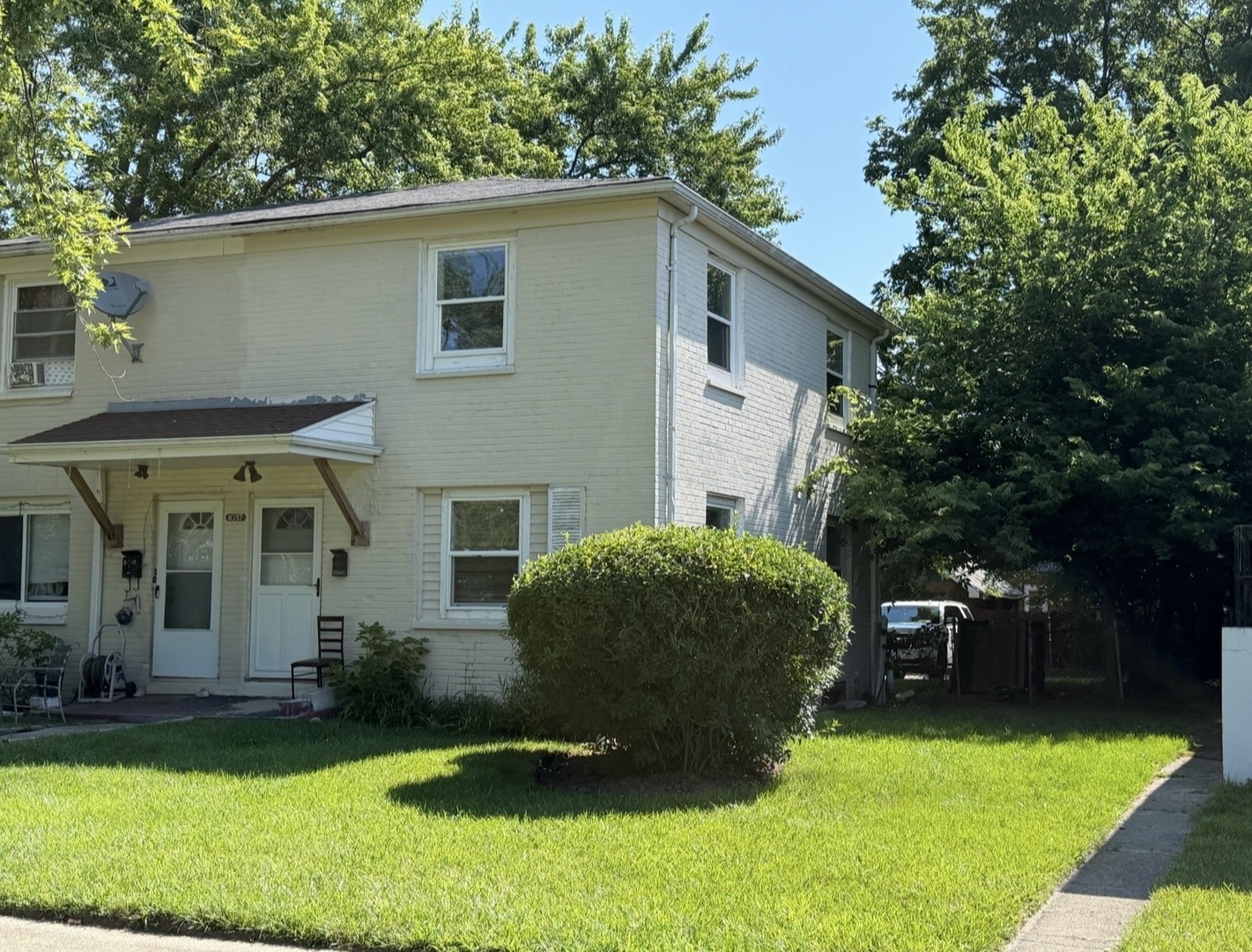 1037 Glenn Drive B Property Photo 2