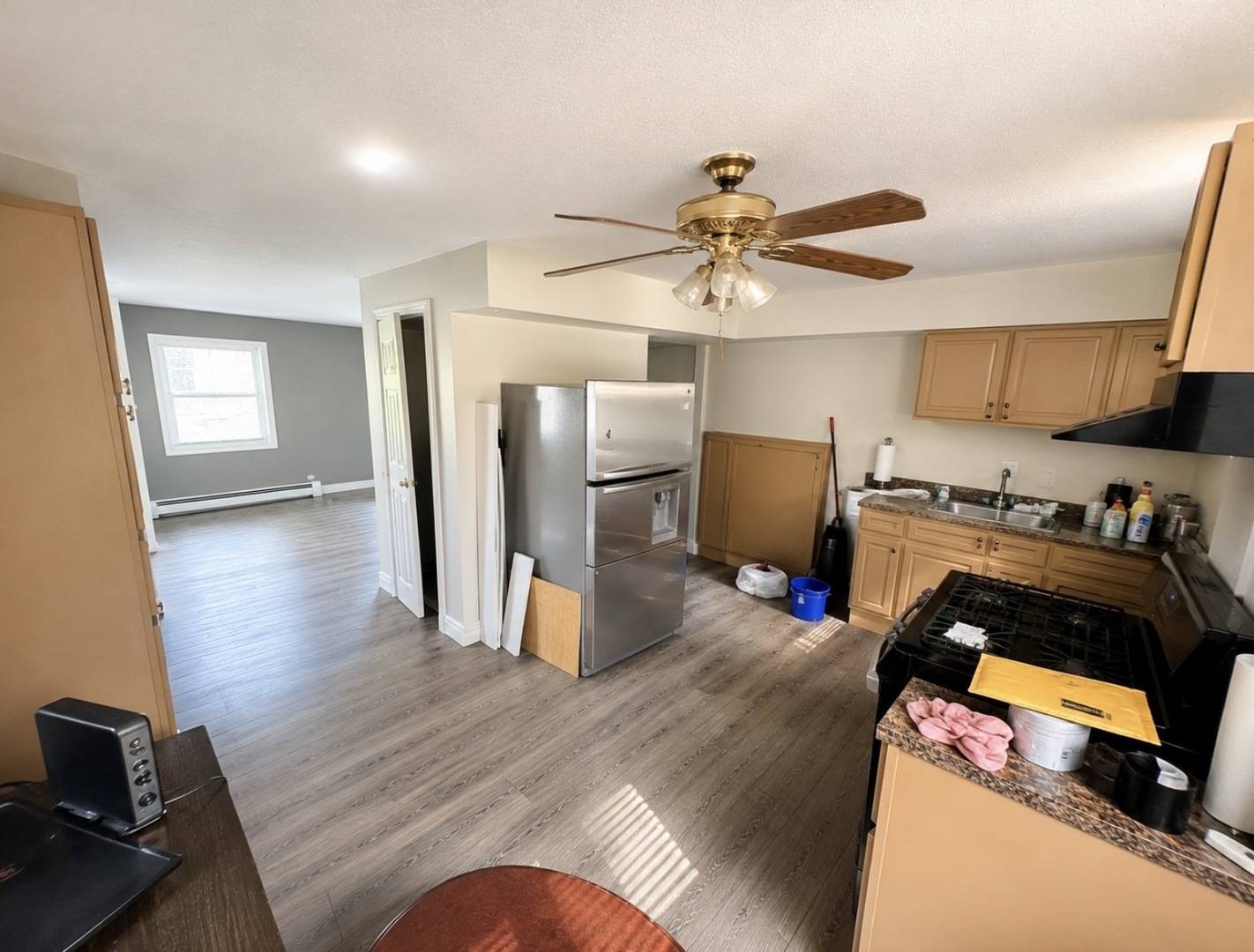 1037 Glenn Drive B Property Photo 8