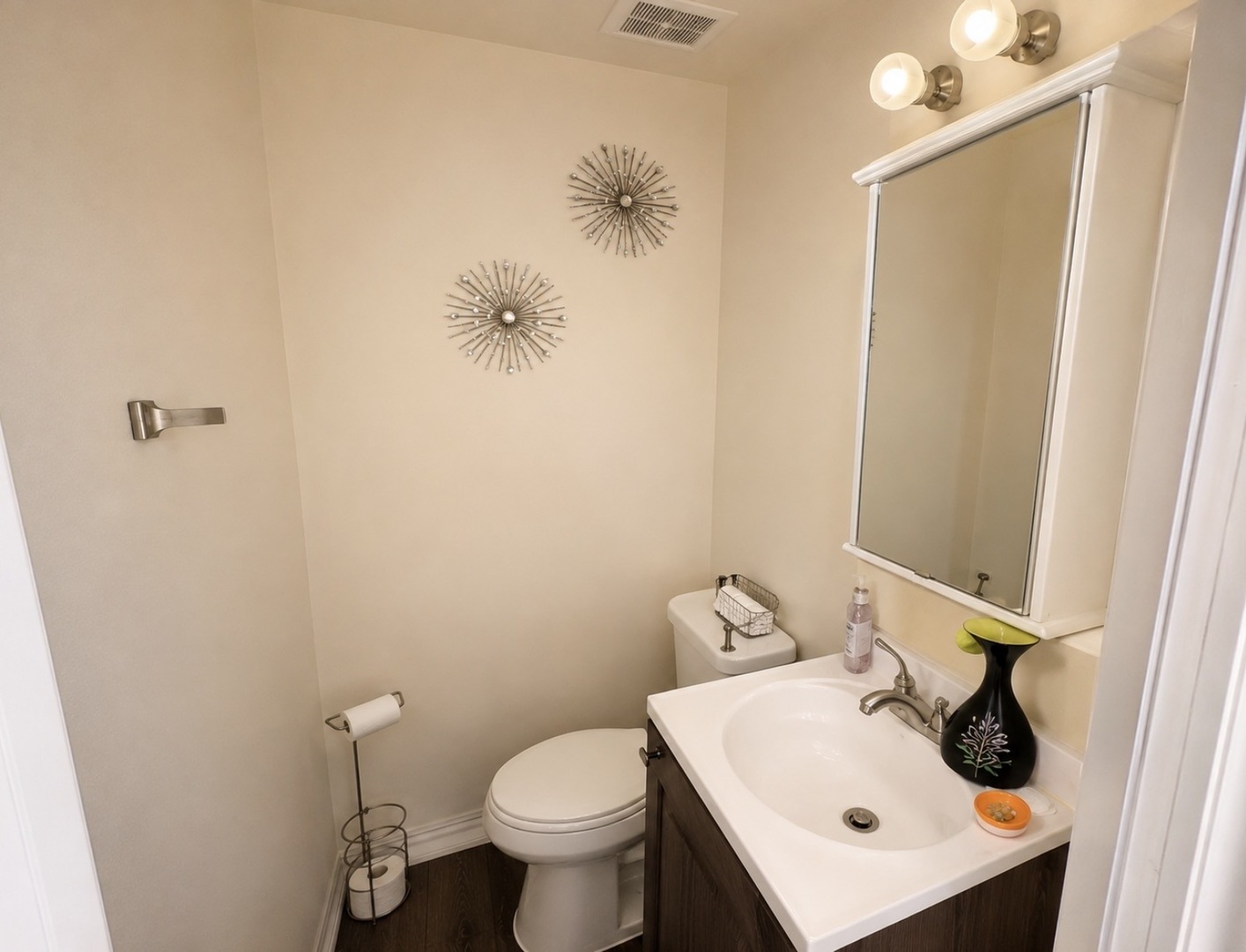 1037 Glenn Drive B Property Photo 13