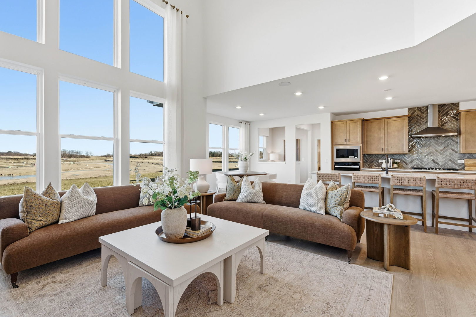 16210 Alessandra Drive Property Photo 4