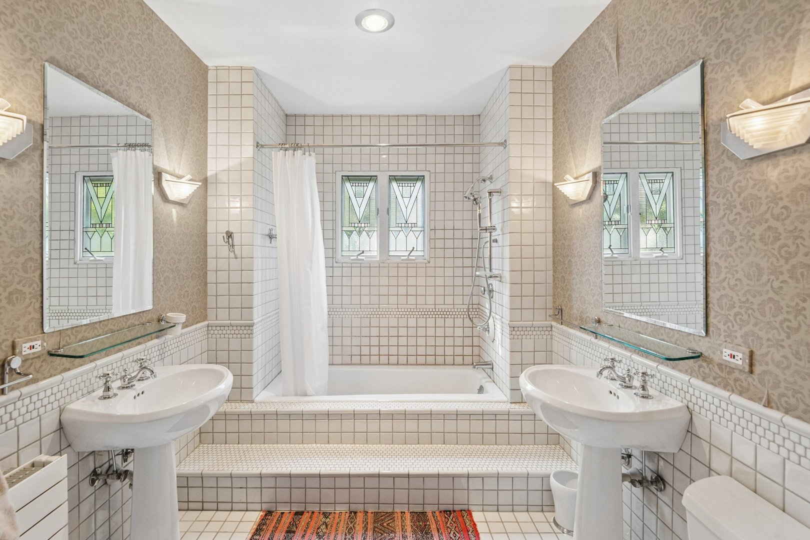 770 Sheridan Road Property Photo 35
