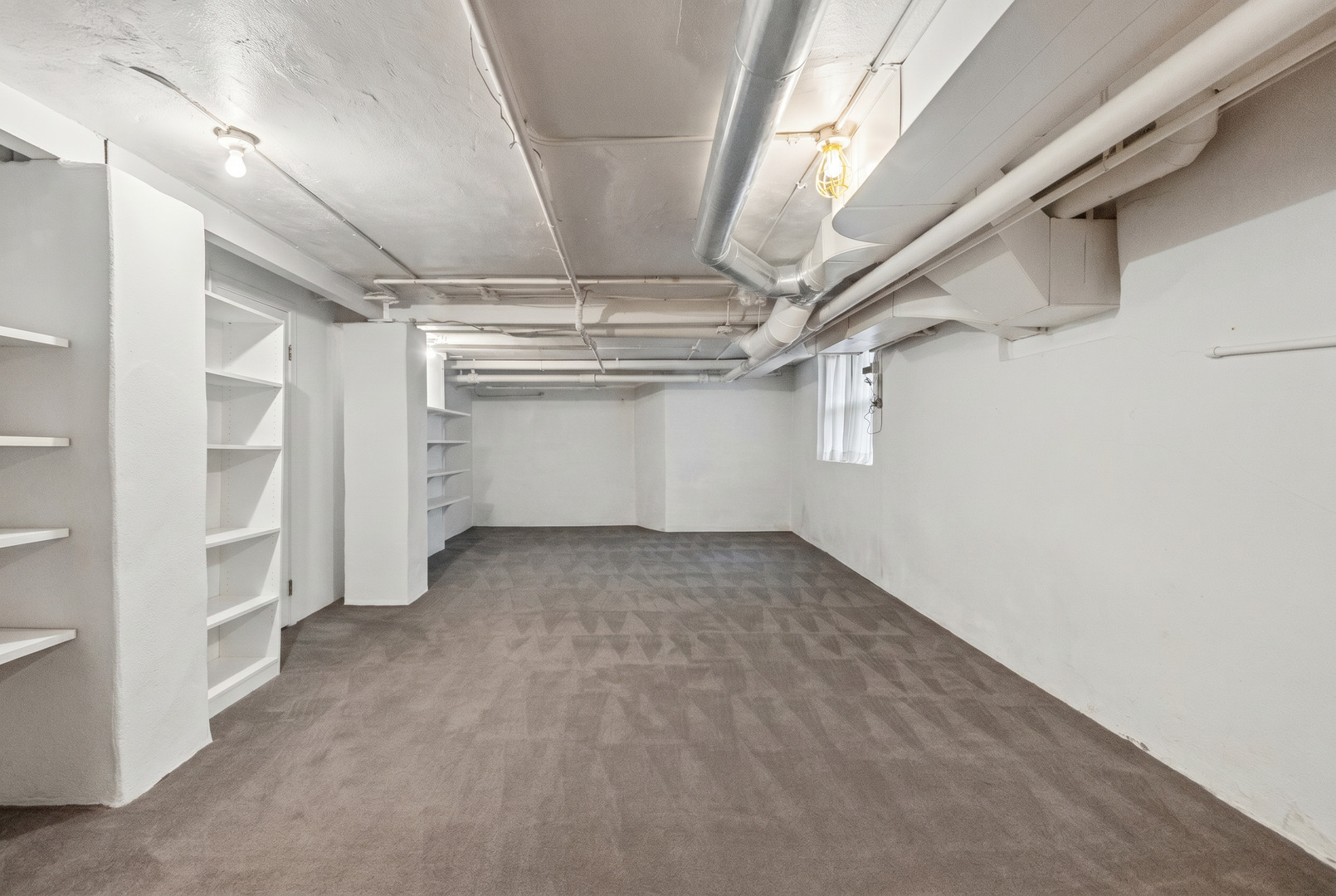 770 Sheridan Road Property Photo 40