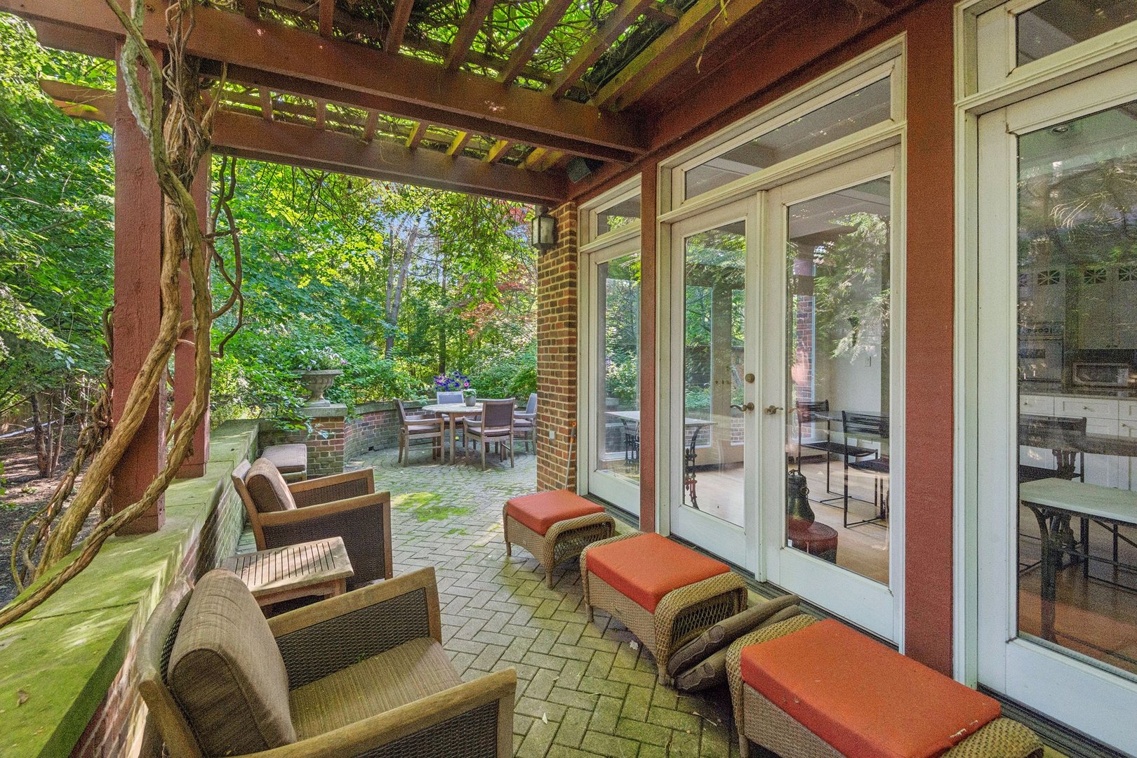 770 Sheridan Road Property Photo 44