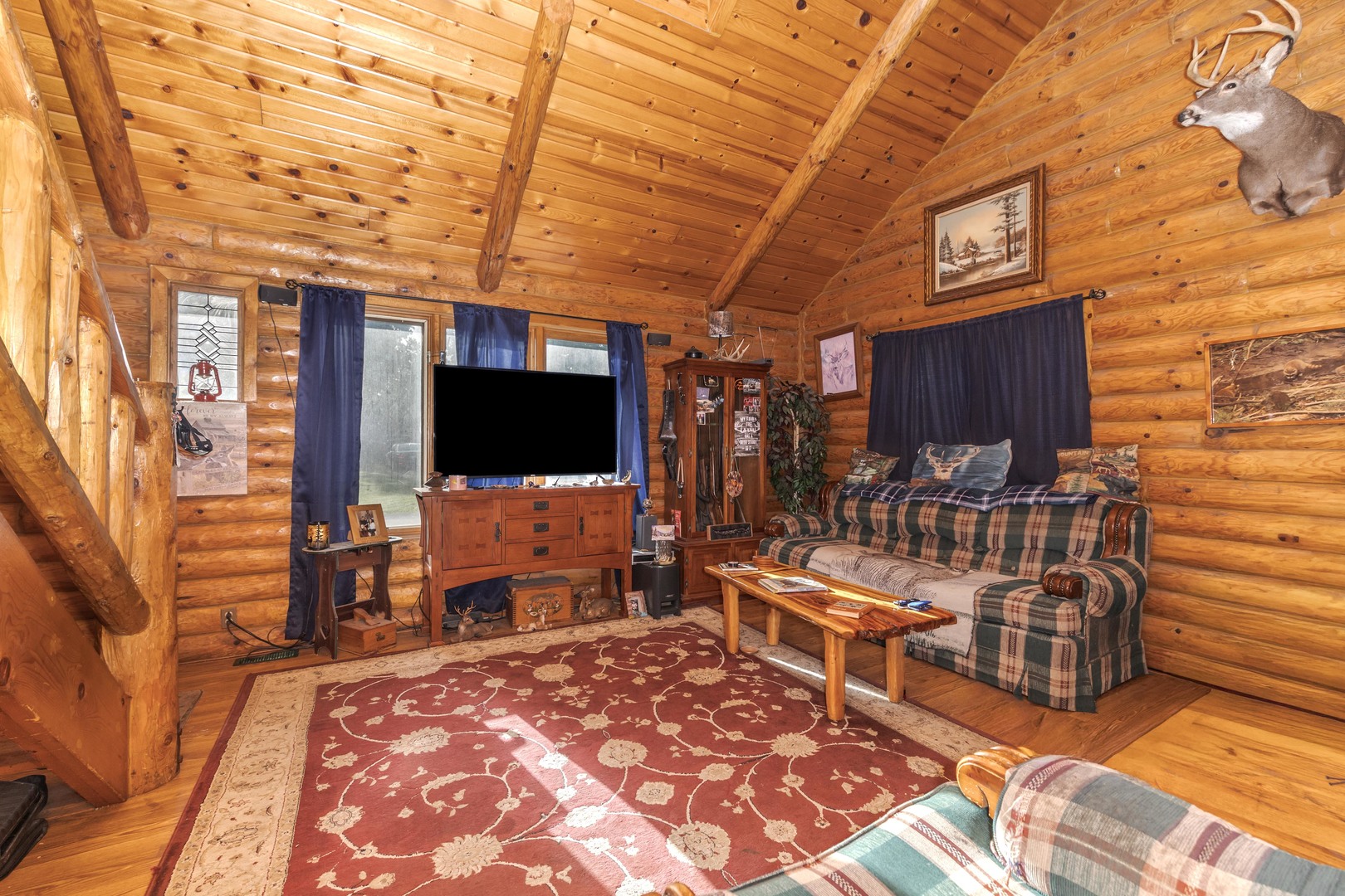 403 W Owsley Street Property Photo 10