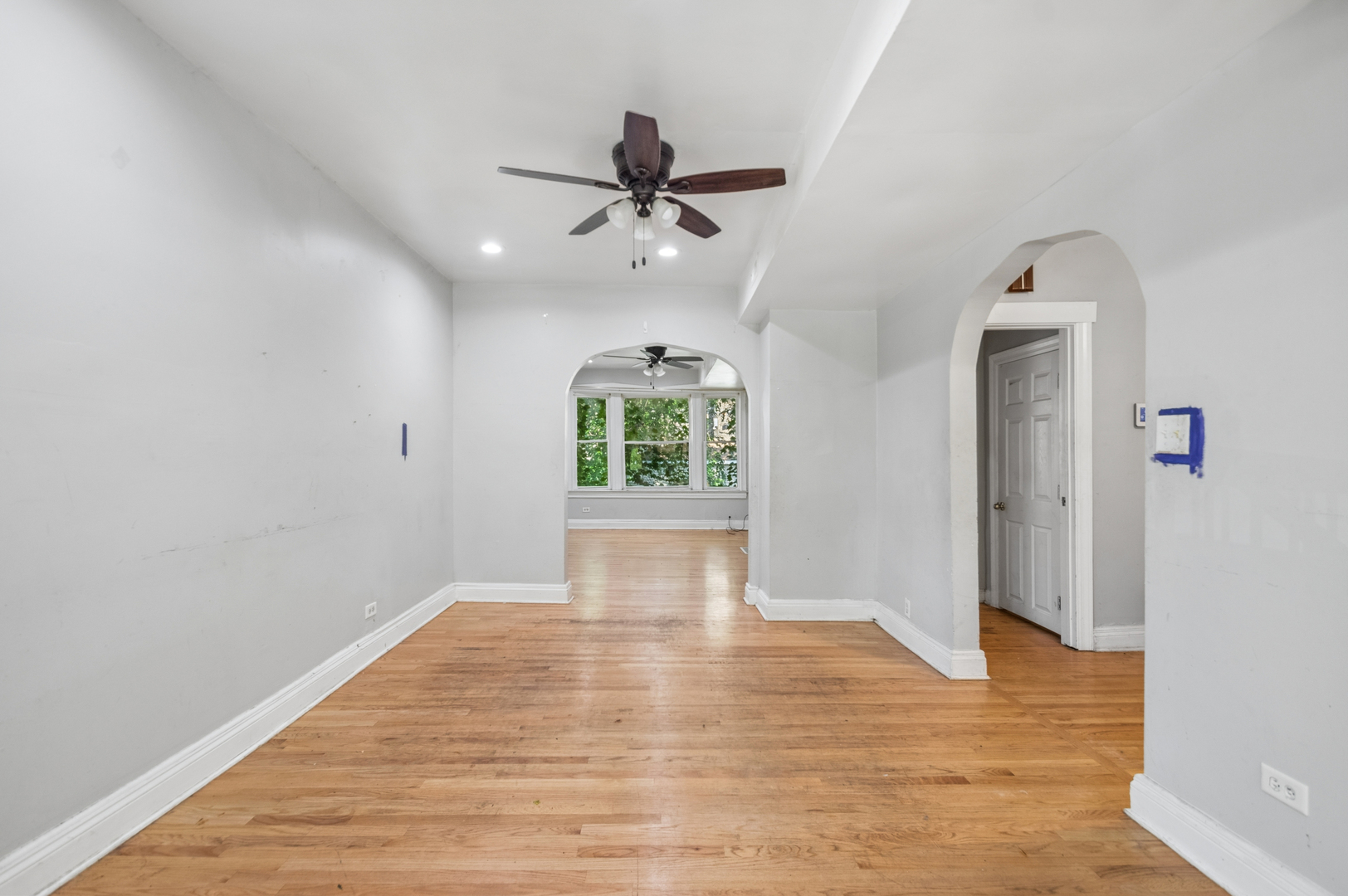 6655 S University Avenue Property Photo 5