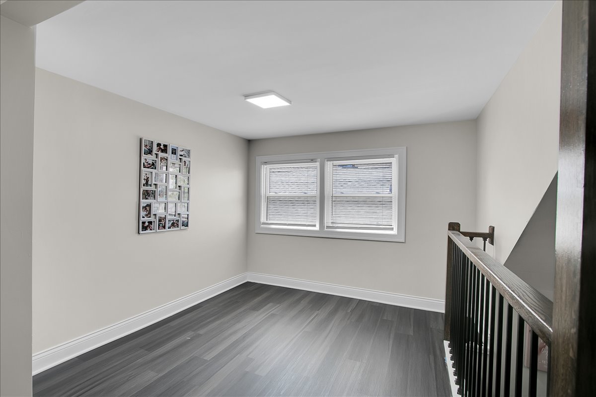 11412 S King Drive Property Photo 14